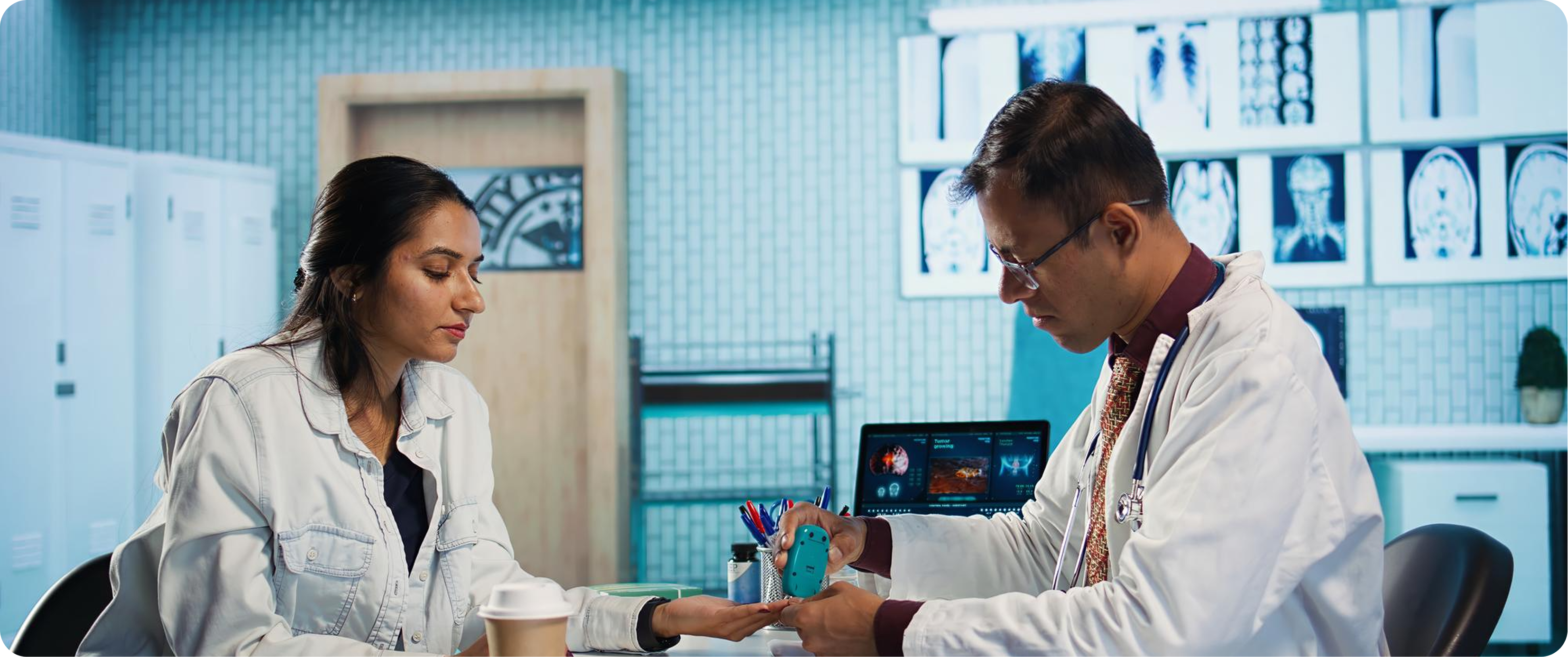 Specialist doctors in operating room